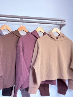 Buzo con capucha darlon (T. Aprox L/XL) en internet