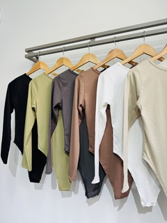 Body de modal cuello redondo mangas largas (Talle Aprox. L/XL) en internet