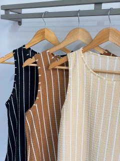 Musculosa hawai rayada (Talle Aprox. L/XL)