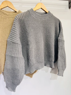 Sweater de lana frizada OVER liso (Talle Aprox. M/L)