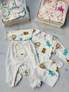 Conjunto en cajita calidad extra (body, ranita, gorrito) - comprar online