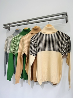 Sweater polera de bremer con dibujos (Talle Aprox. L/XL) en internet