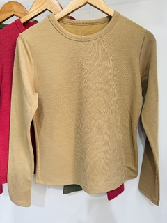 Remera de morley con friza adentro al cuerpo en internet