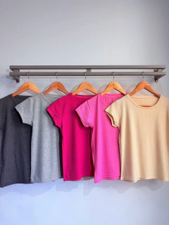 Imagen de Remera básica morley cuello REDONDO (T. Aprox: M/L)