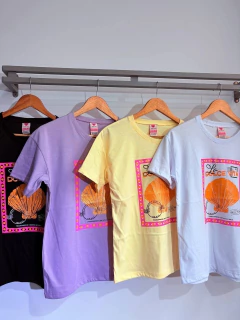 Remera de algodón DOLCE VITA (Talle Aprox. M/L) - Avellaneda Mayorista Rosario