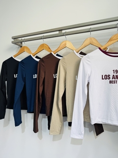 Remera modal soft los angeles (Talle Aprox. S/M) - comprar online