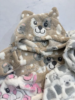 Conjunto en perchita polar estampado campera y ranita en internet