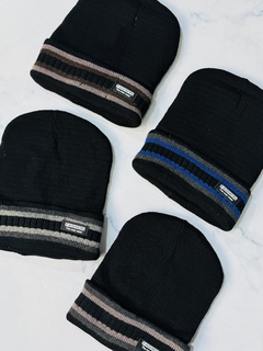 Gorro pesado con piel rayas finas en internet