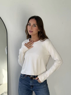 REMERA BASICA DARLON MORLEY CUELLO REDONDO - IRIS - comprar online