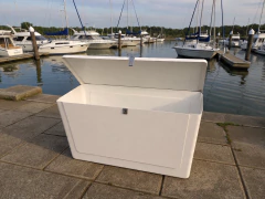 Imagen de Baúl de Fibra Blanco Exterior Náutica 375 Litros