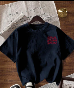Remera con texto estampado - comprar online