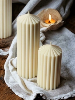 PILLAR CANDLE \ HANDCRAFTED COLLECTION \ VAINILLA SUGAR NEW EDITION - tienda online