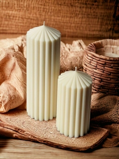 PILLAR CANDLE \ HANDCRAFTED COLLECTION \ VAINILLA SUGAR NEW EDITION - comprar online