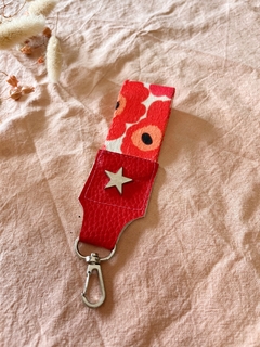 Llavero corto flores rojas (rojo) - comprar online