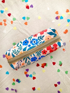 Cartuchera Floreada - comprar online