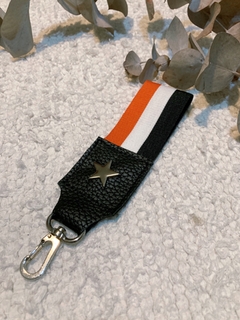 Llavero corto Rayas negro-blanco-naranja