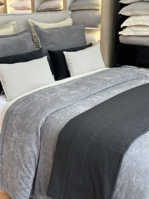ATERCIOPELADO VENECIA - EXTRA SUAVE Acolchado / Cubrecama - comprar online