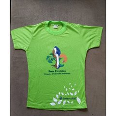 camisa colorida escoteiro