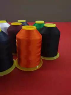 Cono de hilo para bordar x 4000 metros en internet