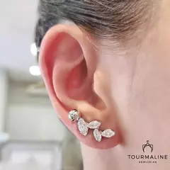 Brinco ear cuff navetes e bolinha lisa banhado em ródio branco - comprar online