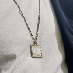 COLAR PRATA MASCULINO BERGAMINHO "TUDO POSSO NAQUELE QUE ME FORTALECE" - comprar online