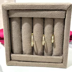 BRINCO ARGOLA CLICK CRAVEJADO FOLHEADO A OURO 18K - Nanda Silva Design