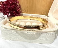 Bracelete Liso Borda Trabalhada Dourado