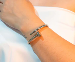 BRACELETE PREGO INSPIRAÇÃO PRATA