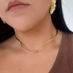 Colar Aro Curvado Juliana