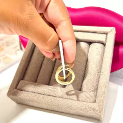BRINCO ARGOLA CLICK CRAVEJADO FOLHEADO A OURO 18K - loja online
