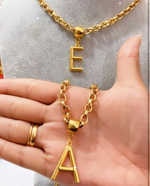 Max Colar Inicial personalizada elo português