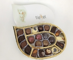 Caja premium mediana -22 bombones-