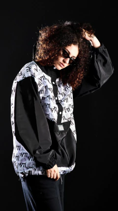 ANORAK SUPREME
