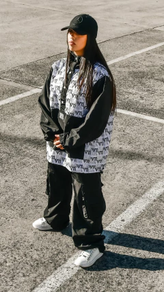 ANORAK SUPREME en internet