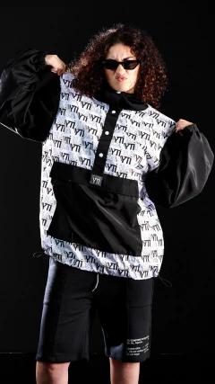 ANORAK SUPREME en internet