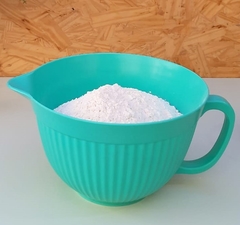 Bowl mezclador con asa y pico vertedor (Aqua)