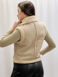 CHALECO GAMULAN BEIGE en internet