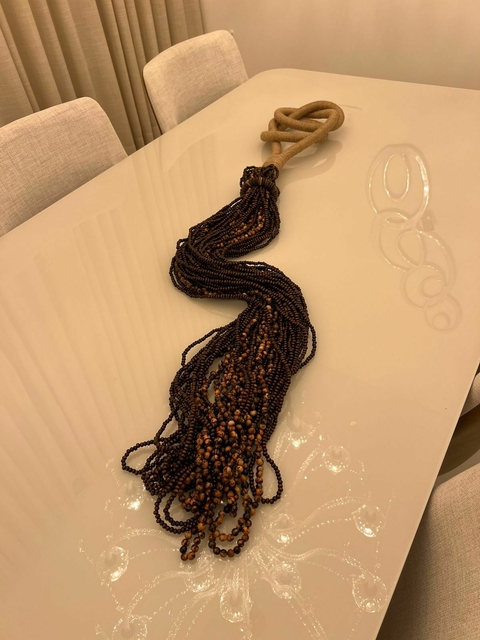 Colar de mesa sementes 140cm