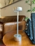 Abajur Portátil com USB Prata 31cm - loja online