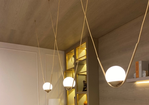 Trio Lustre Pendente Moderno Dourado Globo Branco