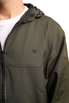 CAMPERA DEPORTIVA - SALTO FRIO - comprar online