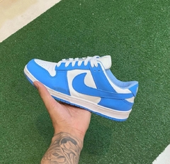 Nike Dunk Low na internet