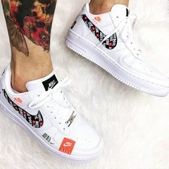 Nike Air Force Just do It.