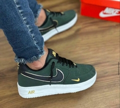 Nike Air Force 1 Militar na internet