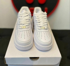 Nike Air Force 1 Branco classic na internet