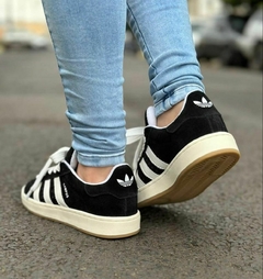 Adidas Campus na internet