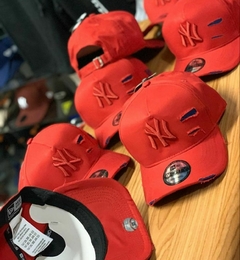 Boné New Era NY Rasgado na internet