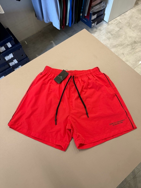 SHORT ARMANI - VERMELHO LISTRA 01