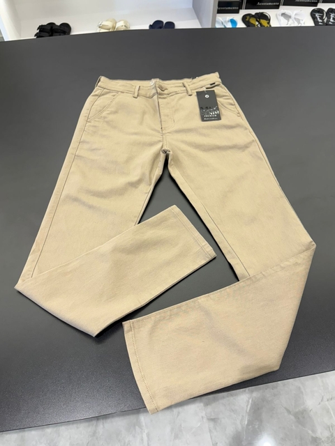 CALÇA MAX DENIM CASUAL FIT - MARFIM 11974