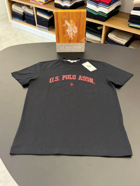 CAMISETA U.S POLO ASSN. - PRETO 2022
